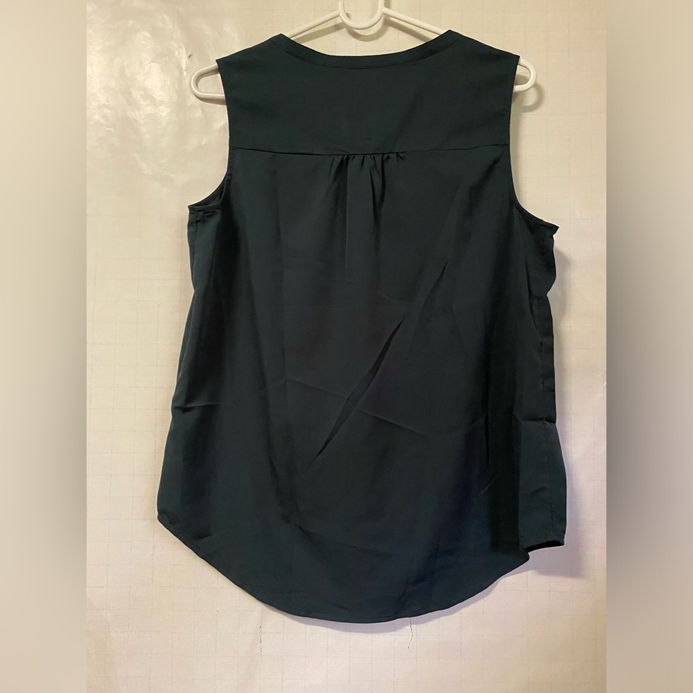 Banana republic dark blue tank top - Picture 3 of 3